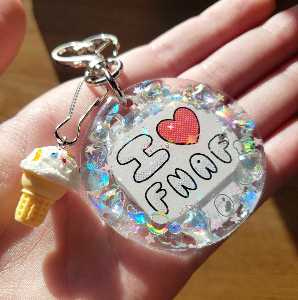 I 💖 FNAF Keychain (Version 2)