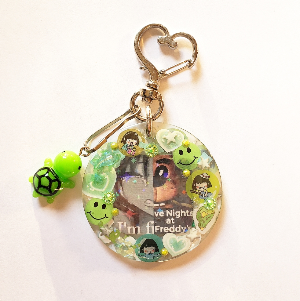 I'm Five Nights At Freddy's Keychain (Green)