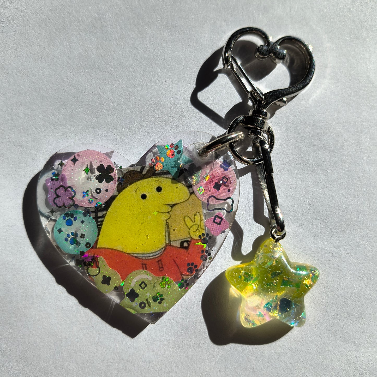 Charlie Smiling Friends Handmade Keychain (B Grade)